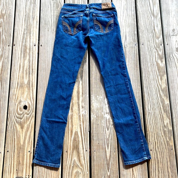 Hollister Jeans - Picture 3 of 3